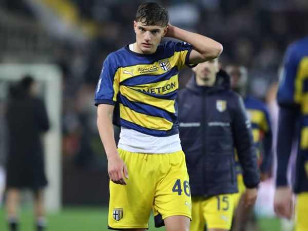 Fabrizio Romano: Giovanni Leoni Terbuka Untuk Bertahan di Parma